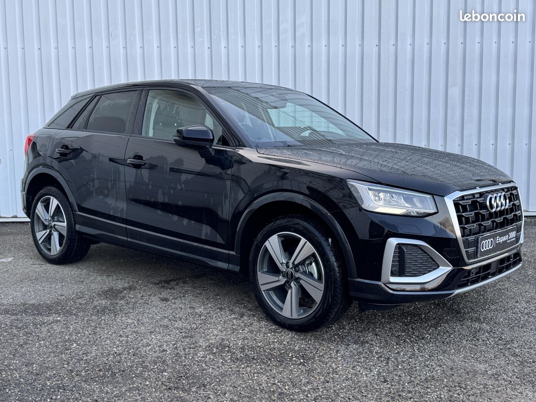 AUDI Q2 35 TFSI 150 S tronic 7 Design (image 7)