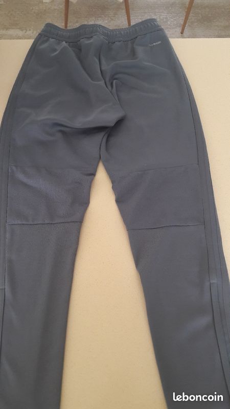 Pantalon Adidas excellent état (image 5)