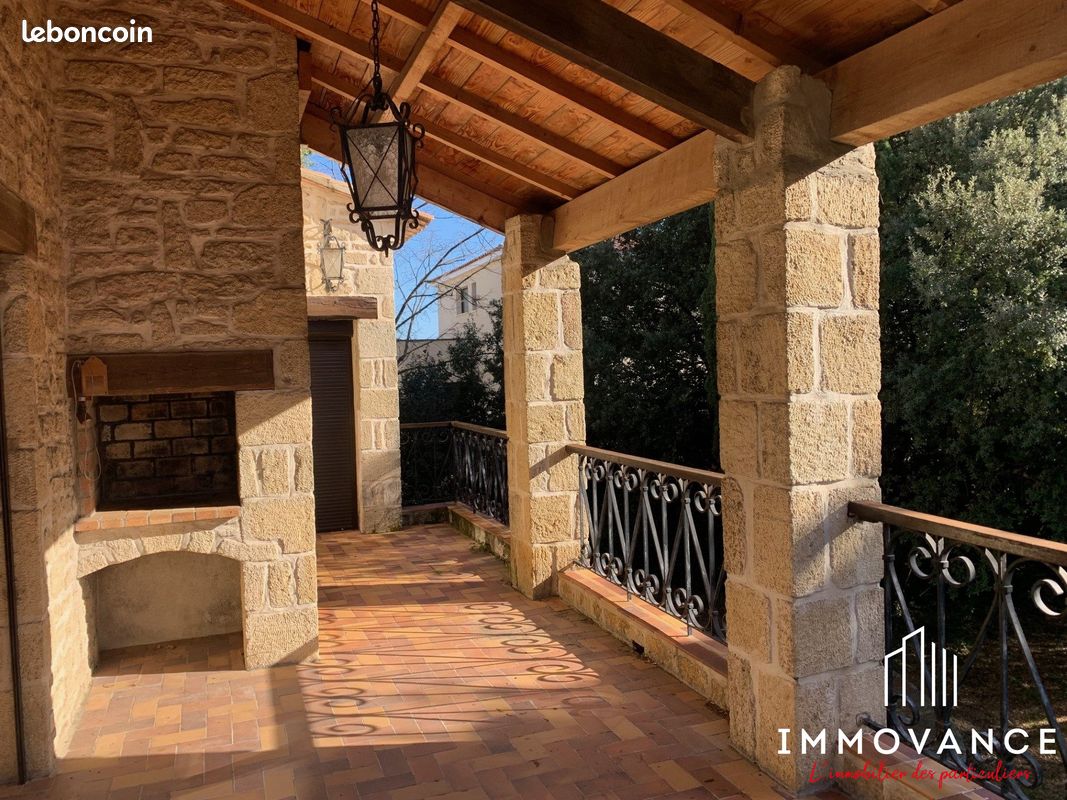 Maison 7 pièces 230 m² · au Crès · 230 m² · 550 000 €