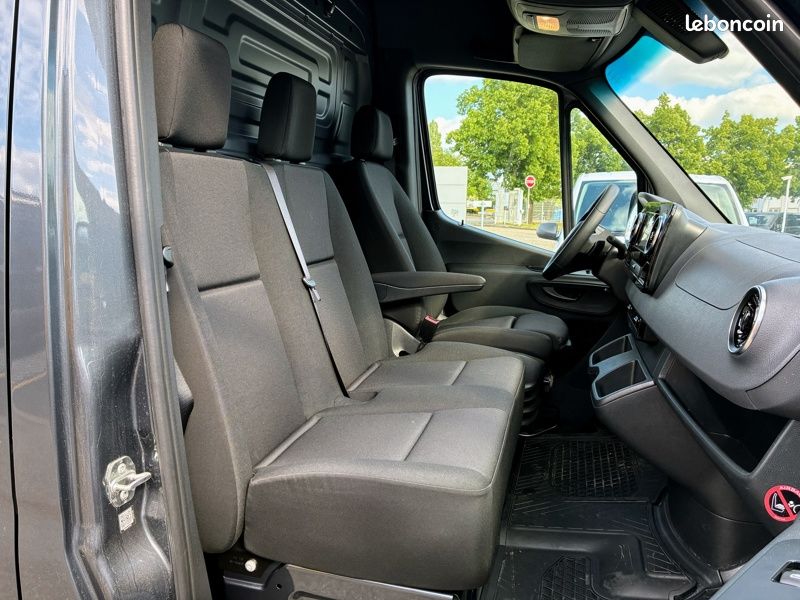 Mercedes Sprinter 317 CDI 37S 12m3 BVA 170ch PRO 49900HT (image 12)