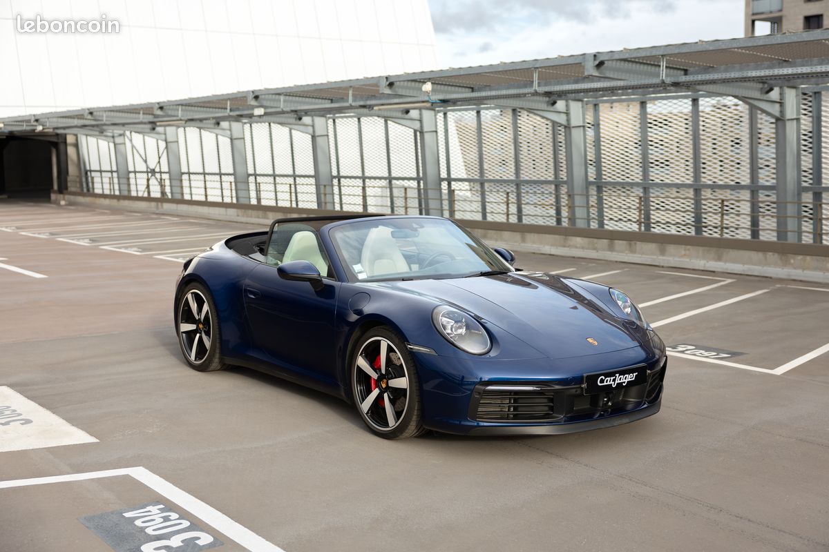 Porsche 911 992 Carrera 4S Cabriolet - LIFT Sièg vent/chauff Roues ar directrices Bose Acc - 40k options LOA ok (image 1)
