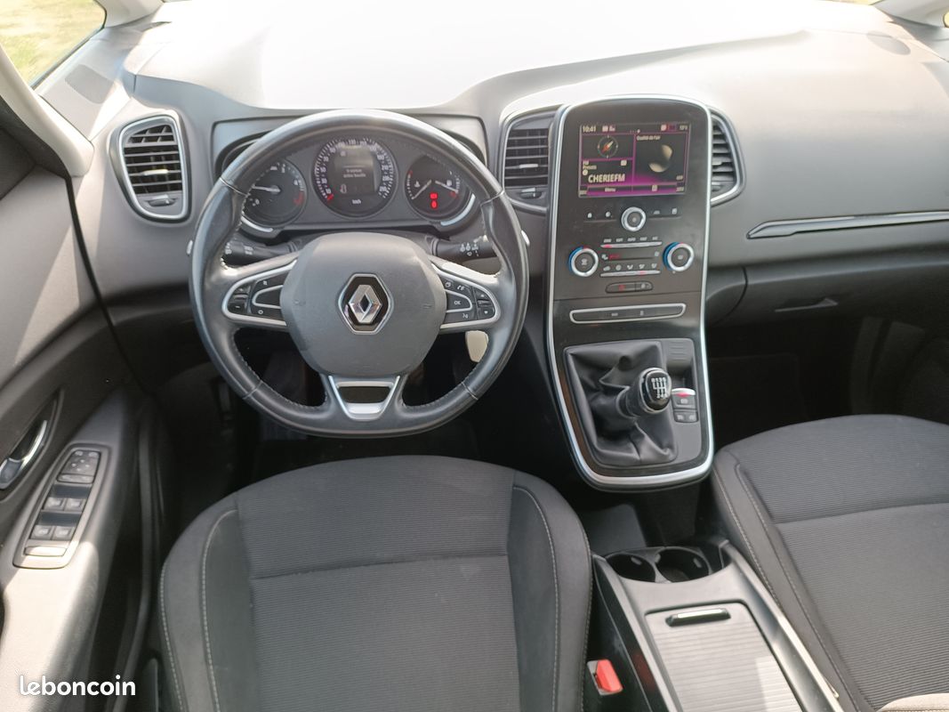 Renault Scénic IV 1.5 DCI 95ch fiable et économique finition Energy Life (image 4)