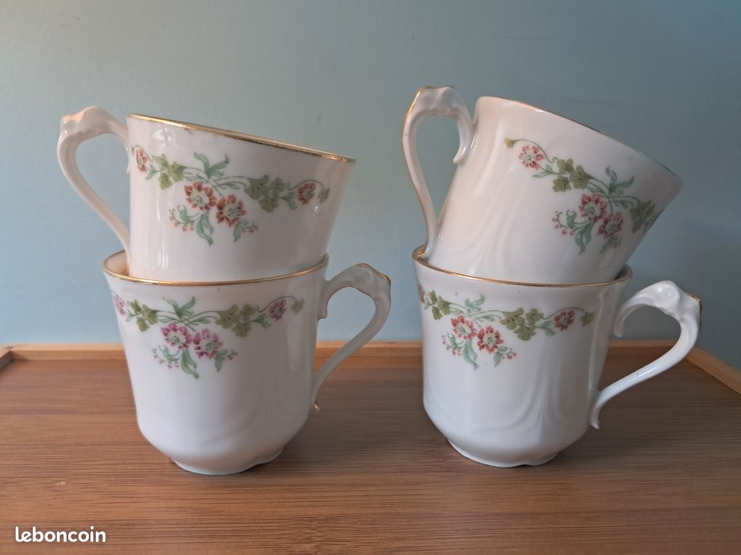 Lot 4 tasses porcelaine (image 1)