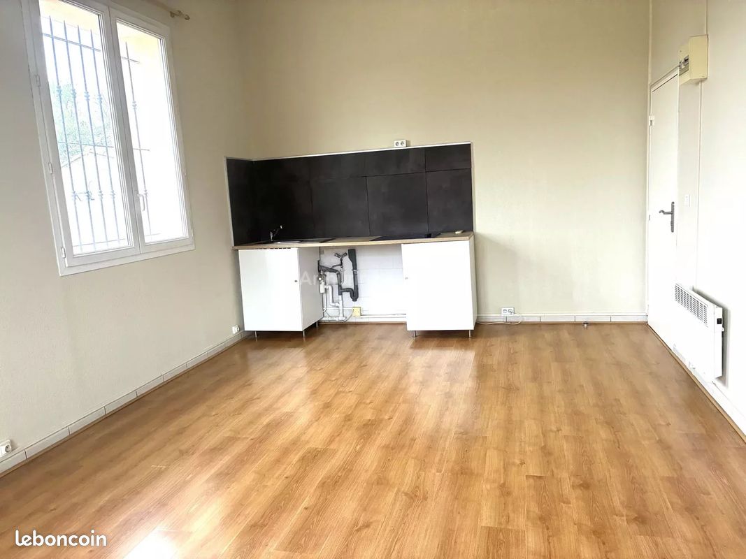 Appartement 2 pièces 46 m² · à Aubagne · 46 m² · 880 €