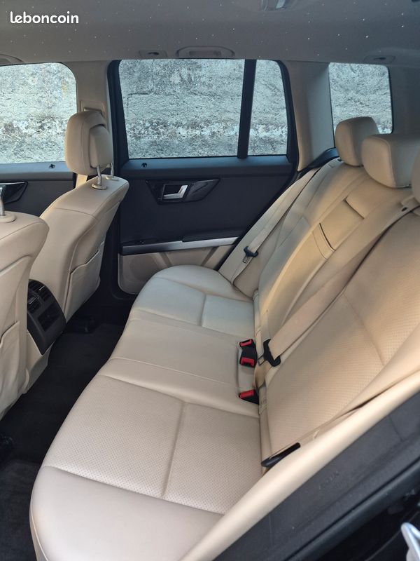 Glk 220 (image 8)