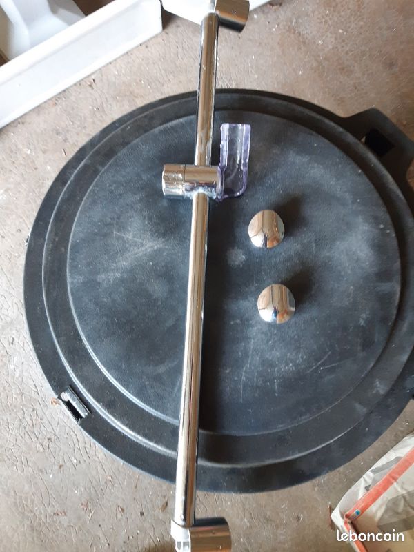 Mitigeur et colonne de douche (image 1)