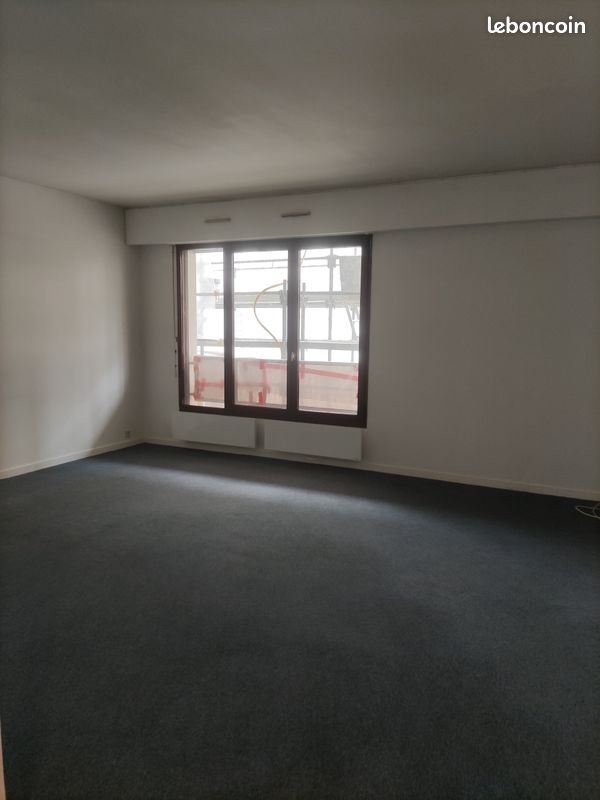 Appartement 2 pièces 53 m² · à Courbevoie · 53,3 m² · 1 345 €/mois