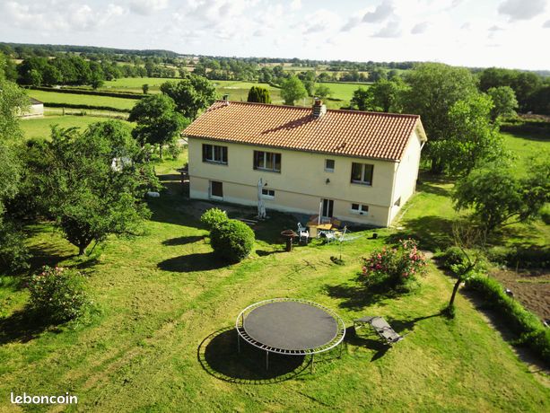 🏡 Vends maison familiale 200 m² – secteur Faye-l’Abbesse – 1 hectare de terrain – environnement très calme