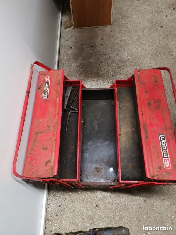 Caisse a outils (image 1)