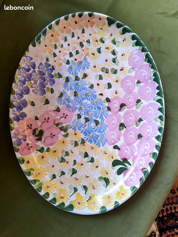 Plat oval (image 1)