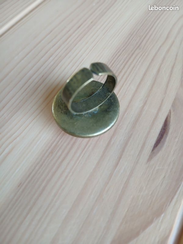 Bague fantaisie (image 4)