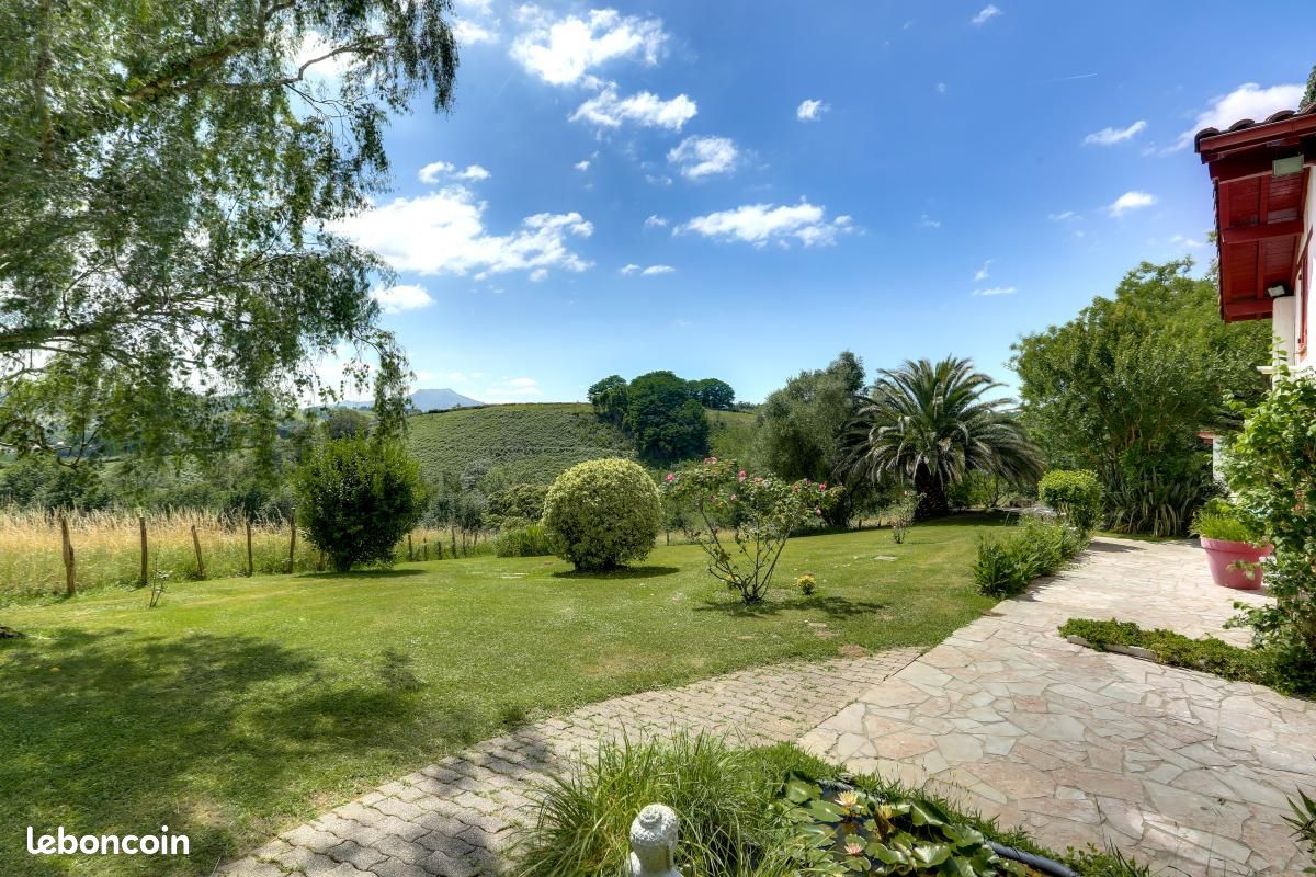 Maison 4 pièces 140 m² · à Espelette · 140 m² · 620 000 €