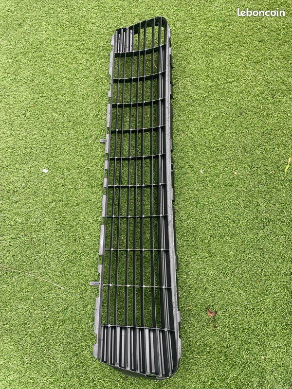 Grille calandre Peugeot 3008 (2009-2013) (image 3)