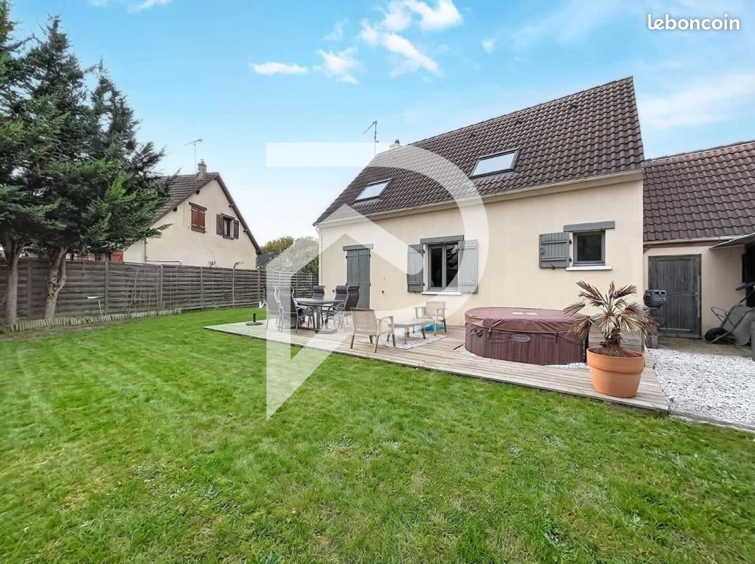 Maison 5 pièces 103 m² · à Luray · 103 m² · 250 000 €