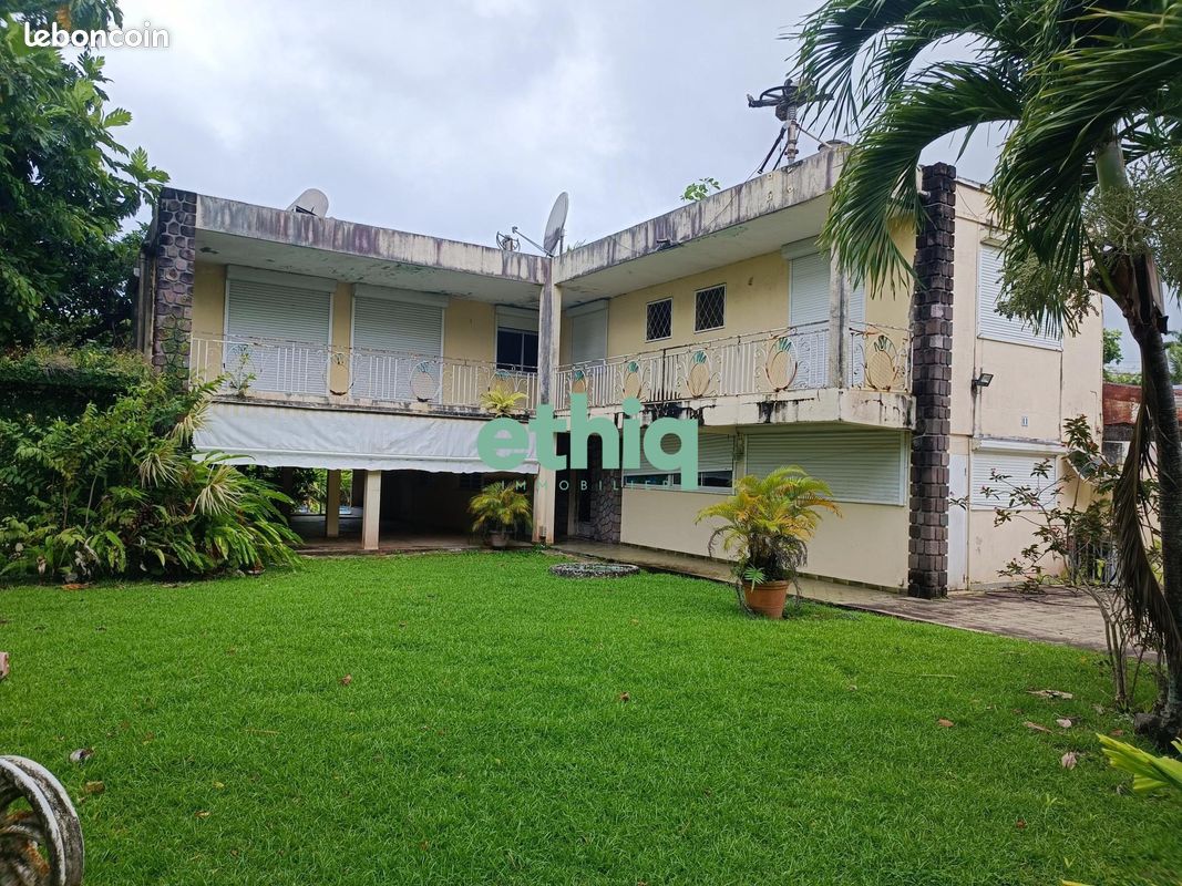 Maison 8 pièces 185 m² · à Capesterre-Belle-Eau · 185 m² · 280 000 €