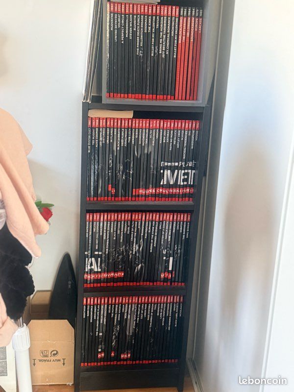 Collection planète métal (image 3)