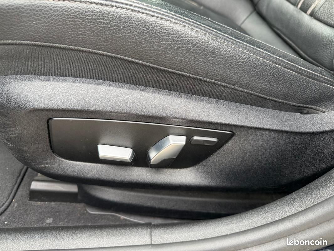 BMW Série 5 G30 520D xDrive 190 ch BVA 8 M Sport Harman Kardon / Toit ouvrant Caméra 360° (image 32)