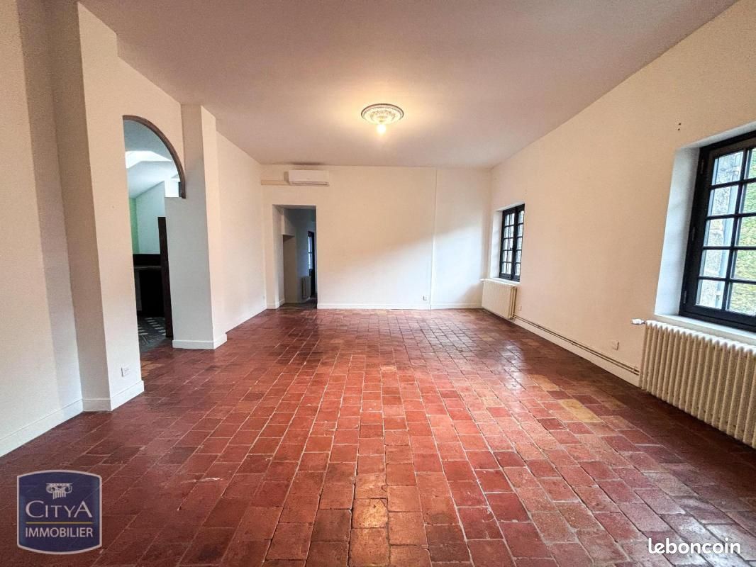 Appartement 4 pièces 102 m² · à Carcassonne · 102 m² · 850 €/mois