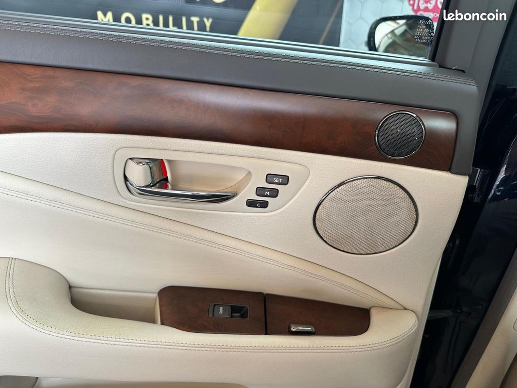 LEXUS LS 600h L - BV E-CVT 600H Pack Président PHASE 2 (image 28)