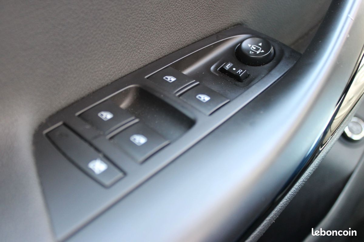 Opel astra k sports tourer - elite - 1.6l 136ch - intellilux - filet coffre - cam.rec - carplay (image 26)