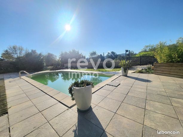 Villa 6 pièces 120 m²