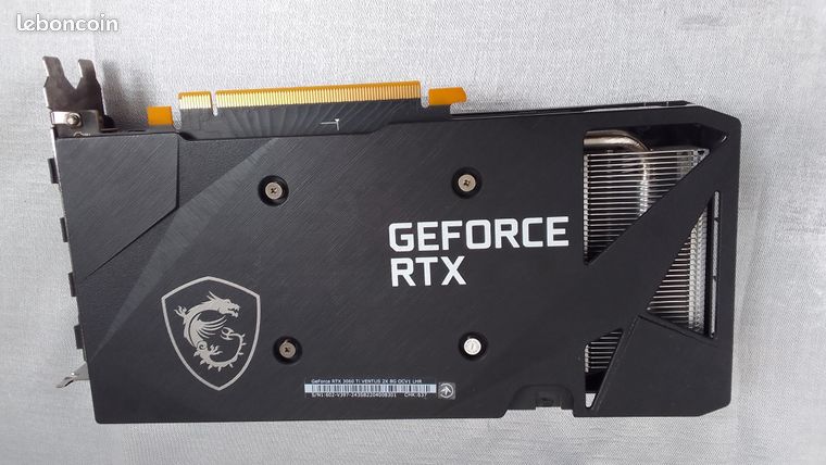 Carte graphique RTX 3060 8 Go HS écrans noir 2