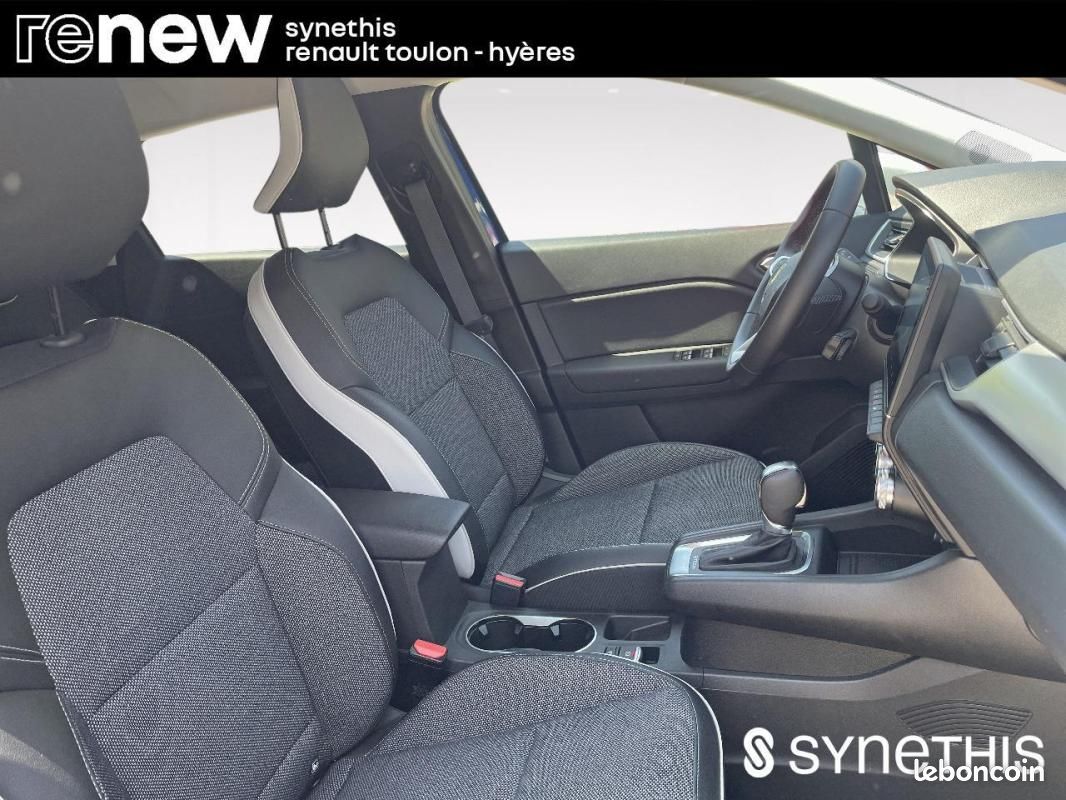 Renault Captur E-Tech 145 - 21 Intens (image 9)