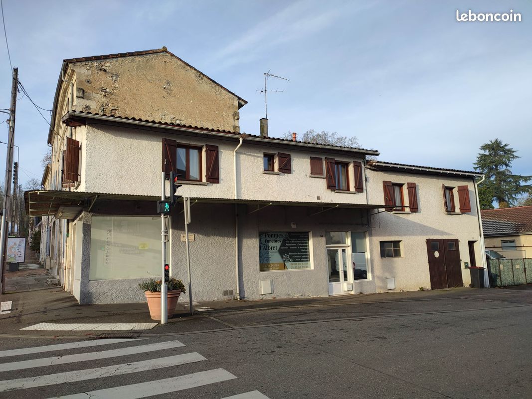 Immeuble 7 pièces 220 m² · à Nérac · 220 m² · 15 000 €