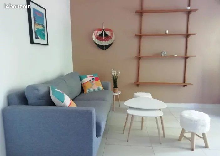 Appartement 2 pièces 38 m² · à Antibes · 38 m² · 890 €