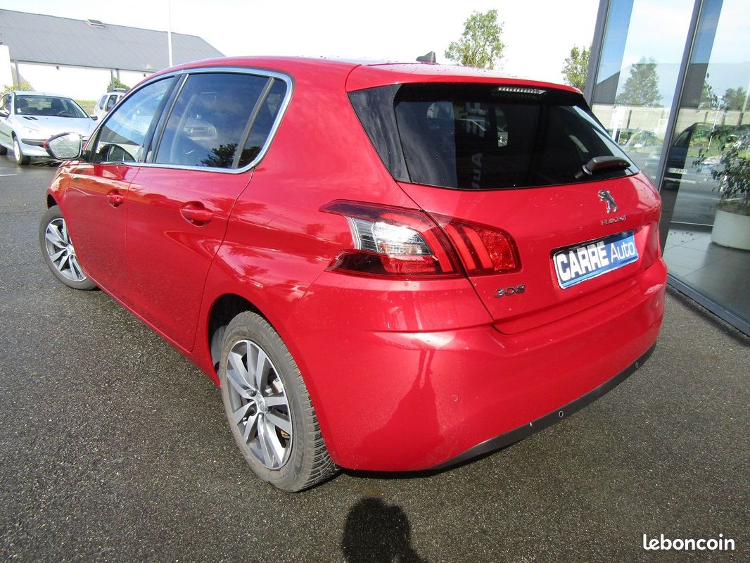 Peugeot 308 1.2 PURETECH 130CH E6.3 S&S ALLURE (image 9)