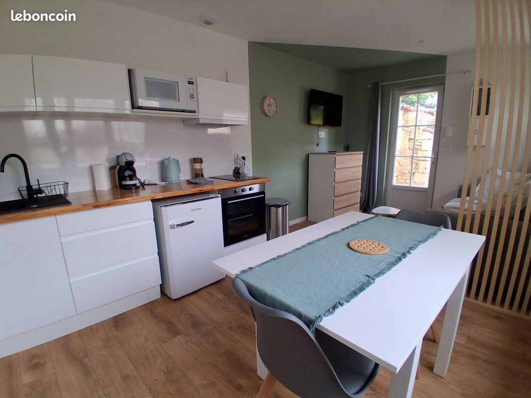 Appartement 1 pièce 18 m² · à Saint-Jean-d'Angély · 18 m² · 550 €/mois