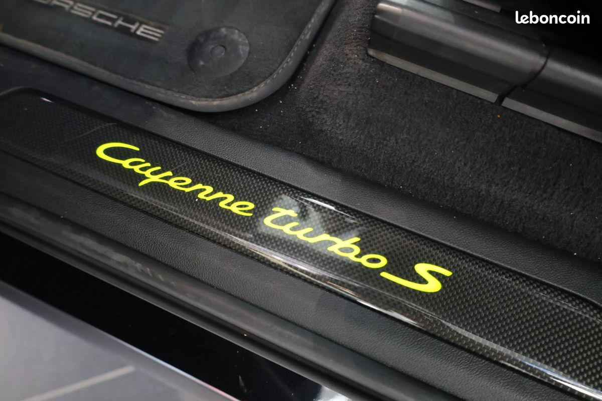 PORSCHE Cayenne Coupe E-Hybrid 4.0 V8 680 ch Tiptronic BVA Turbo S (image 11)