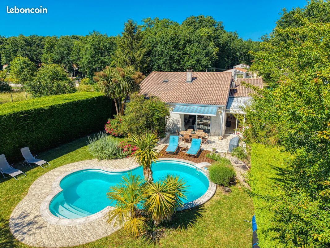 Maison 4 pièces 118 m² · à Breuillet · 118 m² · 449 900 €