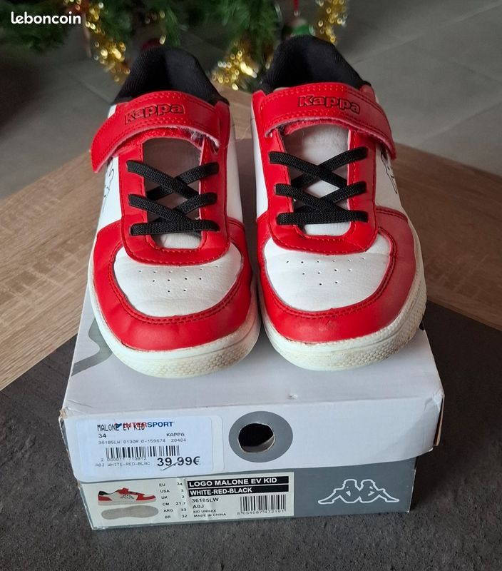 Baskets. Taille 34. Marque Kappa
10 (image 1)