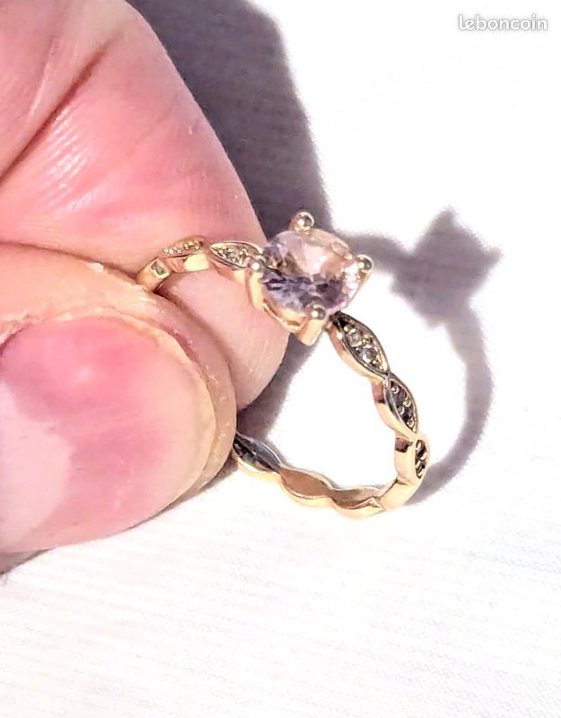 Bague Fine Tour Torsadé Pierre Rose Etincelante Zircon Socle Pierres Blanches Bijou Plaqué Or Femmes (image 2)