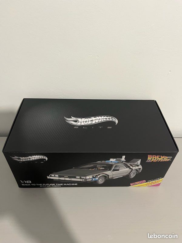Hot Wheels 1/18 Super Elite - DeLorean Retour Vers Le Futur Avec Lumières Et Sons