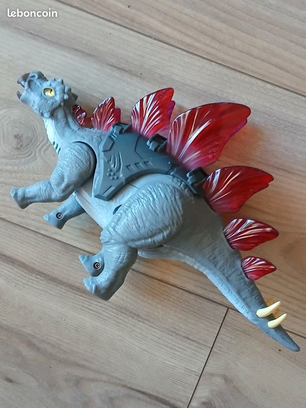 Figurine Dinosaure articulée et sonore (image 7)