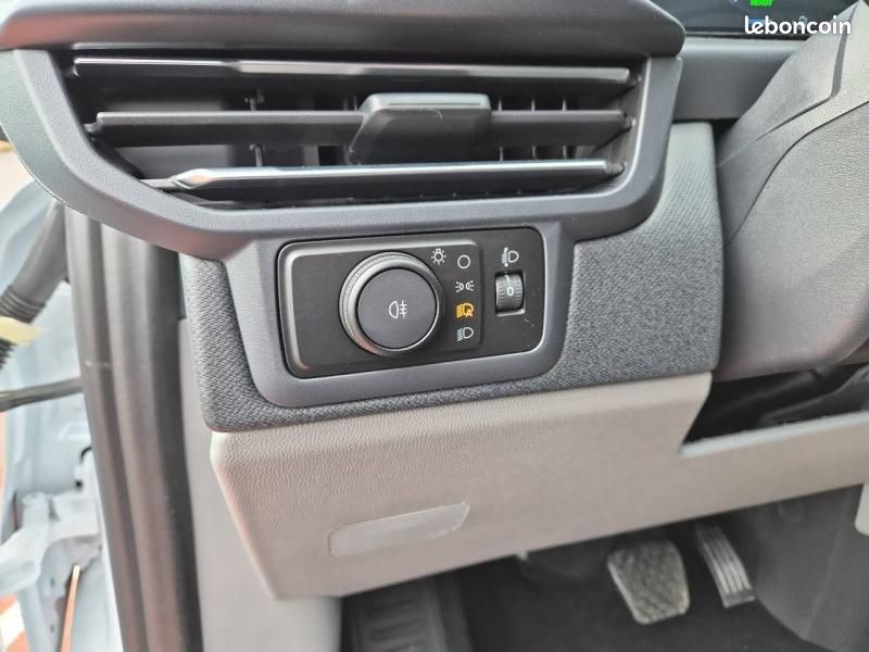 Ford Tourneo Custom 340 L1H1 Electrique 218ch 71kWh Titanium (image 10)