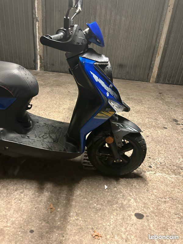 Scooter sym 4 temps 50cc (image 2)