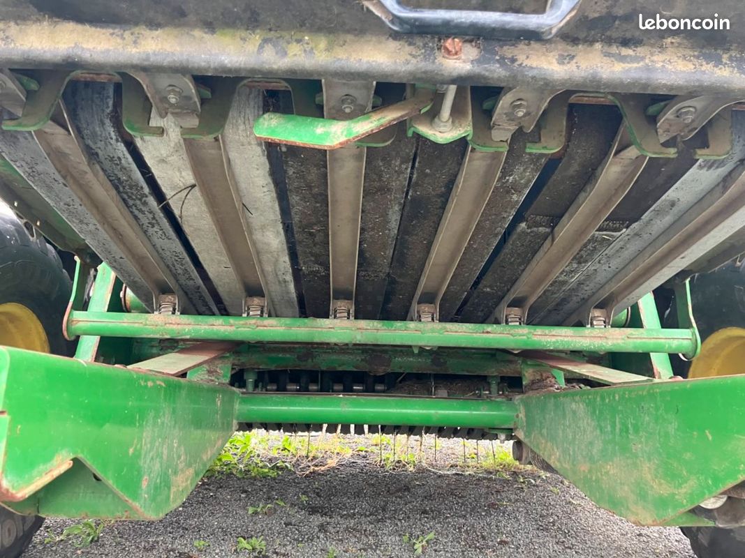 John Deere V451m maxi cut (image 10)