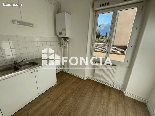 Appartement a louer fontaine - 2 pièce(s) - 38 m2 - Surfyn