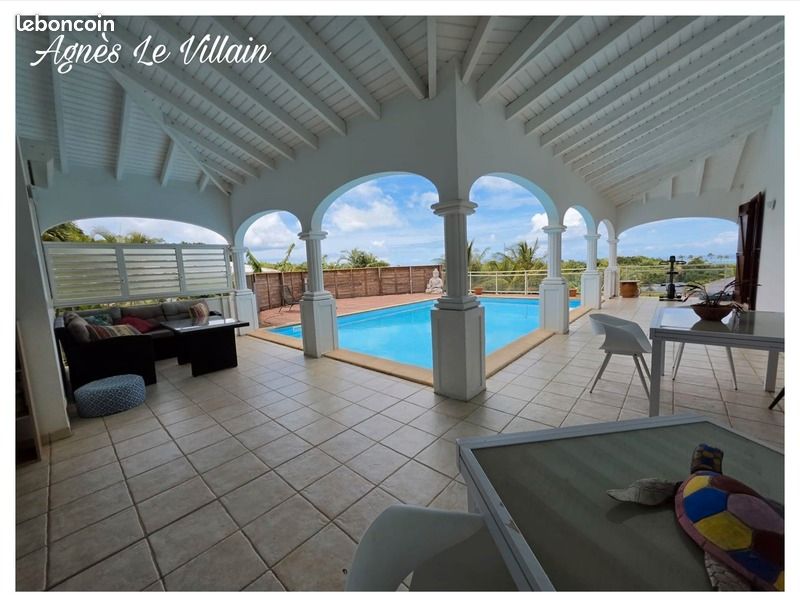 Maison 4 pièces 161 m² · à Sainte-Rose · 161 m² · 645 000 €