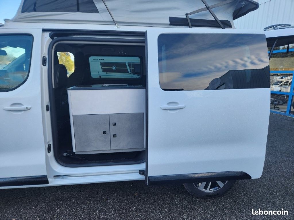 Van Aménagé POSSL Campster sur Peugeot Traveller en boite Mécanique 145 cv avec toit relevable en PROMO (image 14)