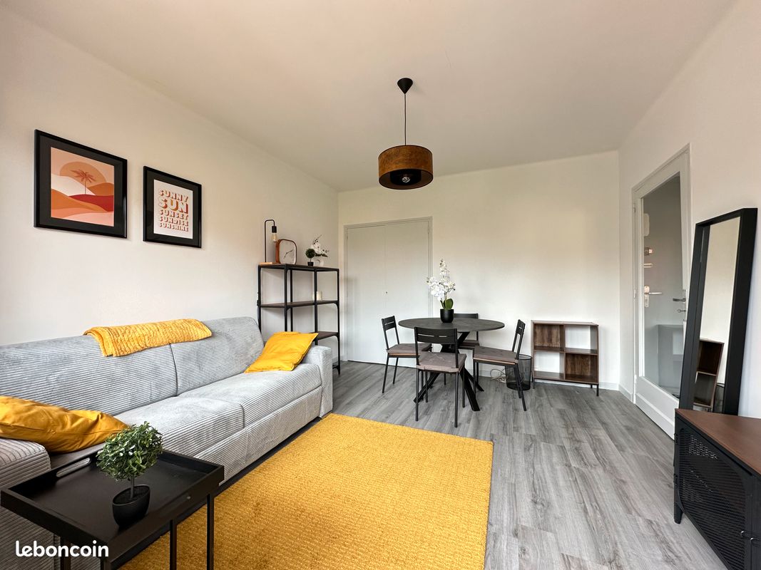 Parking 1 pièce 30 m² · à Montauban · 30 m² · 550 €/mois
