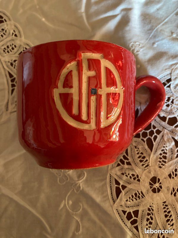 Lot De 2 Grandes Tasses Alsace Atelier De La Cigogne - Décor Céramique Colmar
