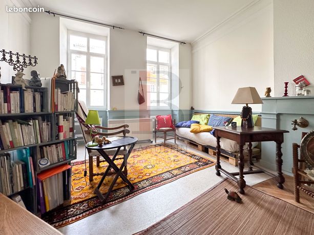 Studio 1 pièce 33 m²
