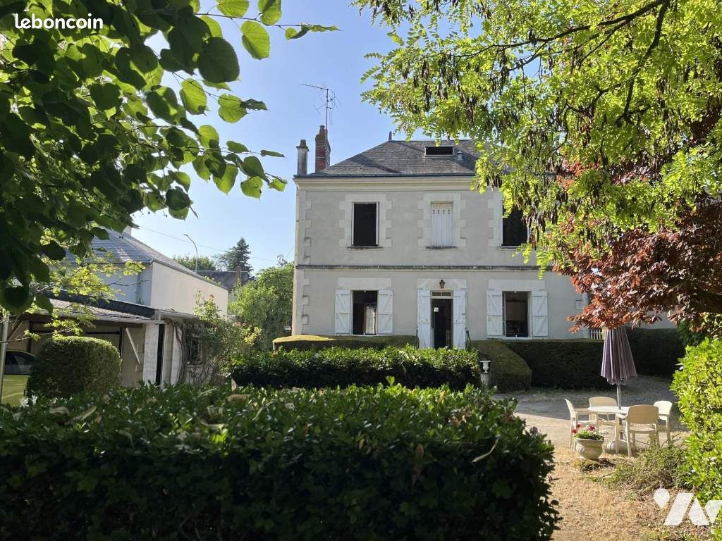 Maison 6 pièces 130 m² · à Loches · 130 m² · 394 630 €