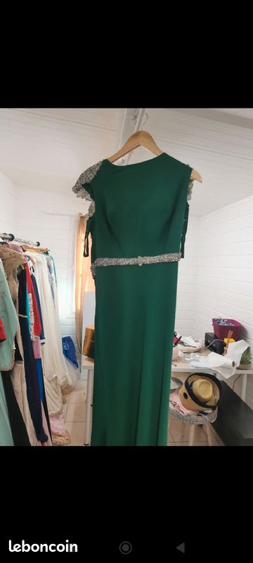 Robe verte moderne (image 1)
