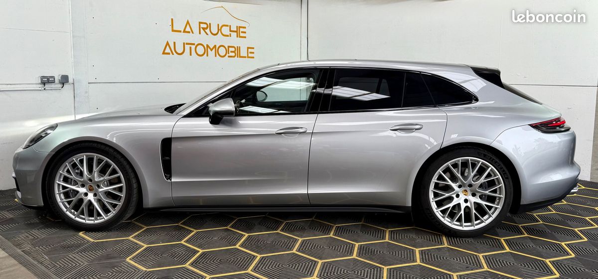 🟢Porsche Panamera 4 Sport Turismo 3.0 V6 330ch PDK / 87 178 kms / Suivi complet Porsche / Toit pano / 4 roues directrices / PASM / Pack carbone / … (image 3)