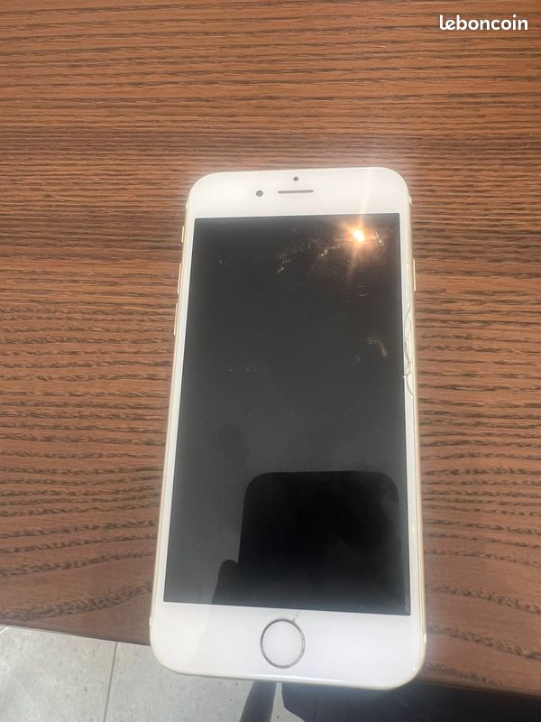 Vente d une iPhone 6 (image 1)